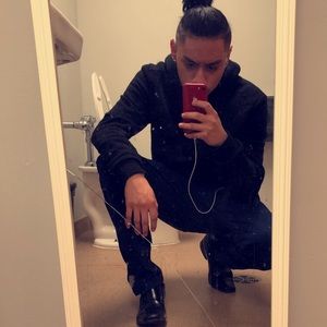 Meet your Posher, Johnny